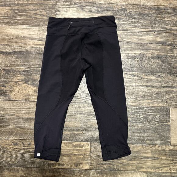 Lululemon Black Leggings Camo Soul Cycle Skull Womens Size 4 Capris Cropped - Picture 4 of 8